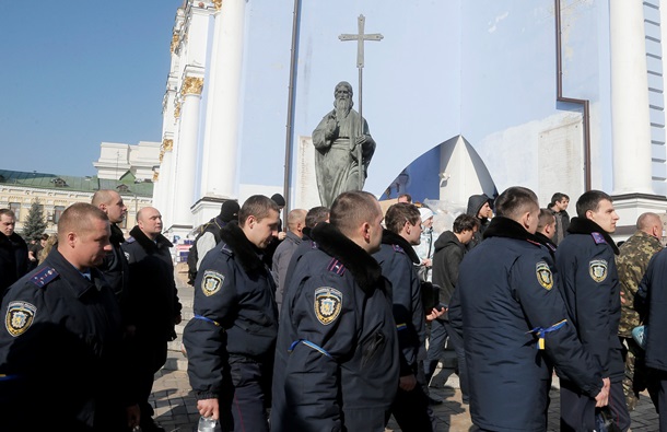 В Киев приезжают поддержавшие народ львовские милиционеры