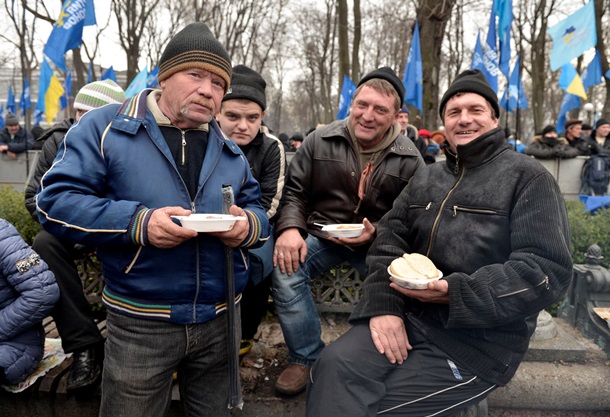 Азаров на Европейской площади. Фоторепортаж с митинга ПР в Киеве