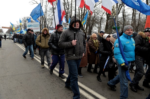 Все ради бюджета. ФотоРепортаж с митинга сторонников Партии регионов под Радой